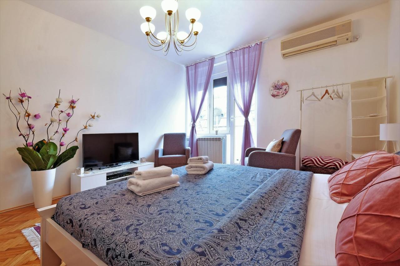 Zen City Center Apartment & Garage Nearby Belgrade Extérieur photo